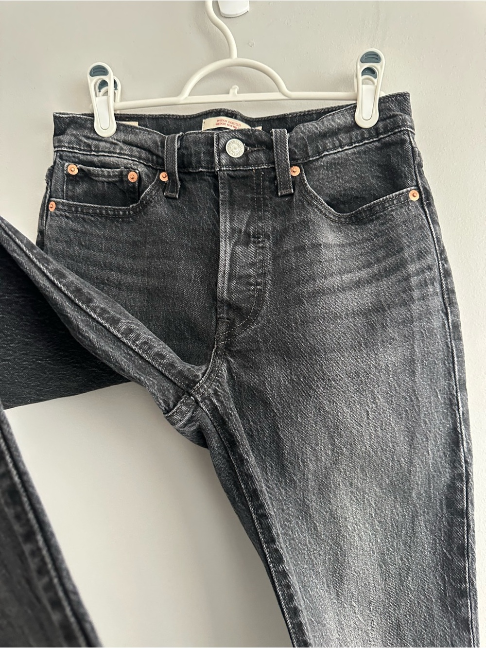 Levi's Women's Black Washed Boot Cut Wedgie 27x30 Jeans - Picture 5 of 16